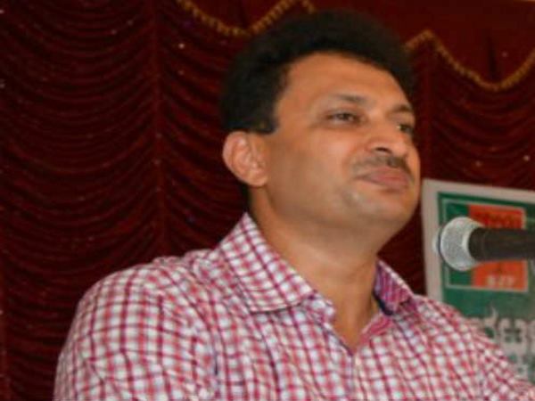 అంబేద్కర్ కు అవమానం