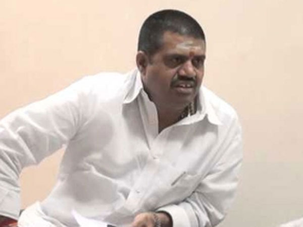 చంద్రబాబు ఎదుటే ఆవేశం