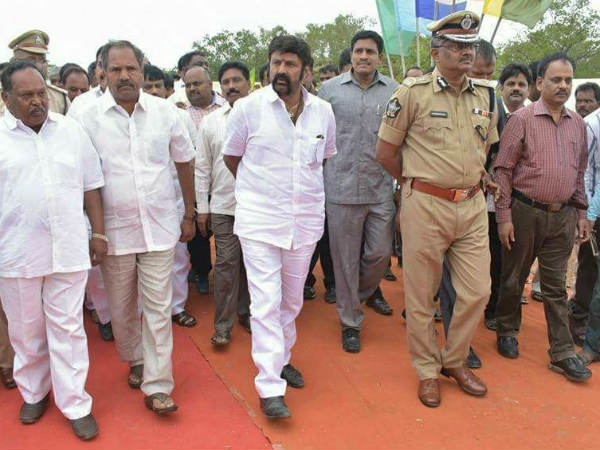 బాలకృష్ణను చూస్తే అర్థమవుతుంది బాలకృష్ణను చూస్తే అర్థమవుతుంది