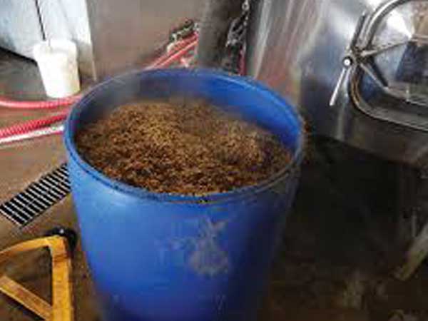 రాయలసీమలో...బీరు పొడితో...ప్రారంభం... రాయలసీమలో...బీరు పొడితో...ప్రారంభం...