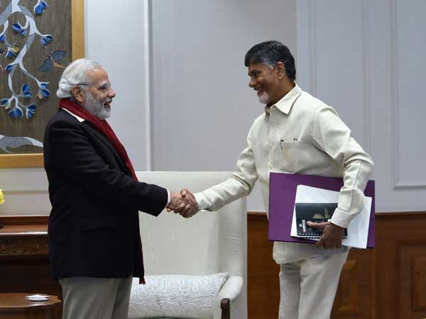 మోడీతో చంద్రబాబు గంటన్నరపాటు