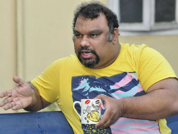 కోడిగుడ్ల దాడి మేమే చేశాం