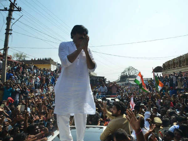 పవన్ కళ్యాణ్ పదేపదే