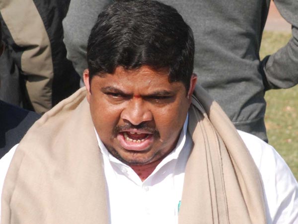  శ్రీధర్ బాబు నాకు సోదరుడు