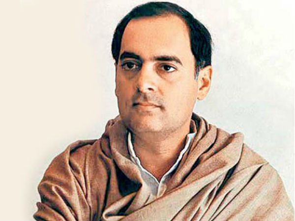  వీపీ సింగ్ వైదొలగడంతో ఆర్థిక మంత్రిగా రాజీవ్ సేవలు ఇలా