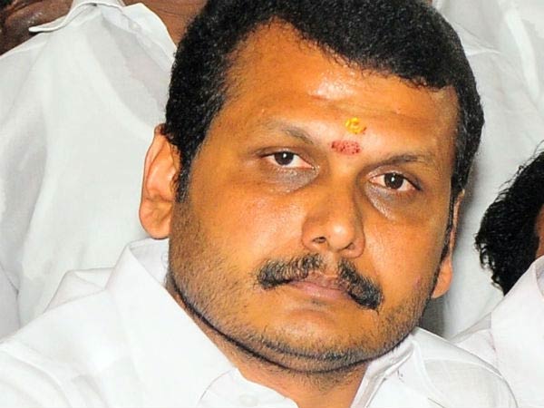 ఉద్యోగాలు ఇప్పిస్తాం ఉద్యోగాలు ఇప్పిస్తాం