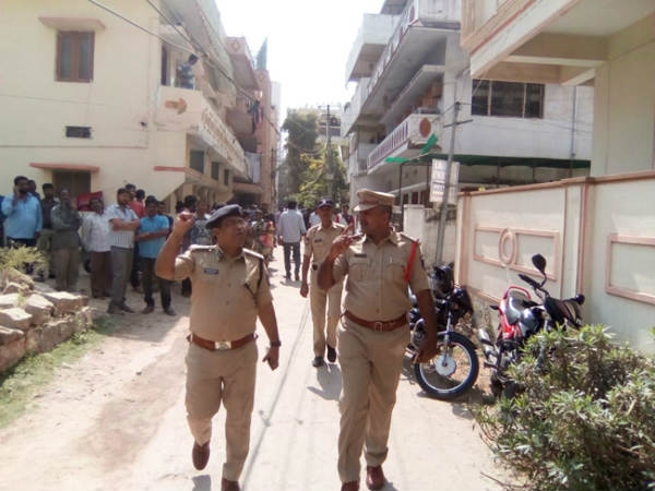 ఘటనా స్థలానికి ఉన్నతాధికారులు...