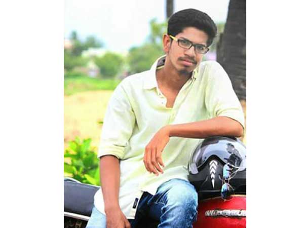 హోటల్‌లో గది తీసుకుని...