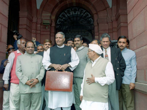 గ్లోబల్ ఐటీకి మార్గదర్శిగా భారత్ ఇలా వ్యూహం