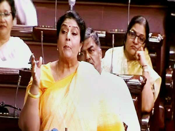 అందుకే నవ్వా అంటూ రేణుక అందుకే నవ్వా అంటూ రేణుక