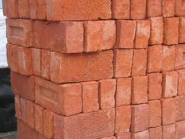 అసలేం జరుగుతోంది: