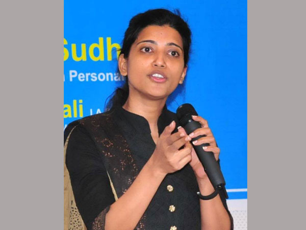 సమీర్ డయ్యూ డామన్ ఎస్పీగా