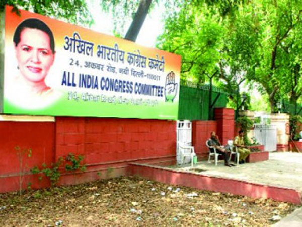 సిబ్బందికి జీతాలు కూడా ఇచ్చుకోలేక...