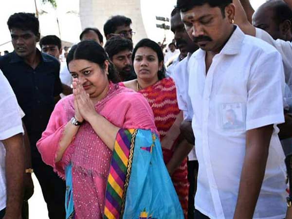 సోషల్ మీడియా !