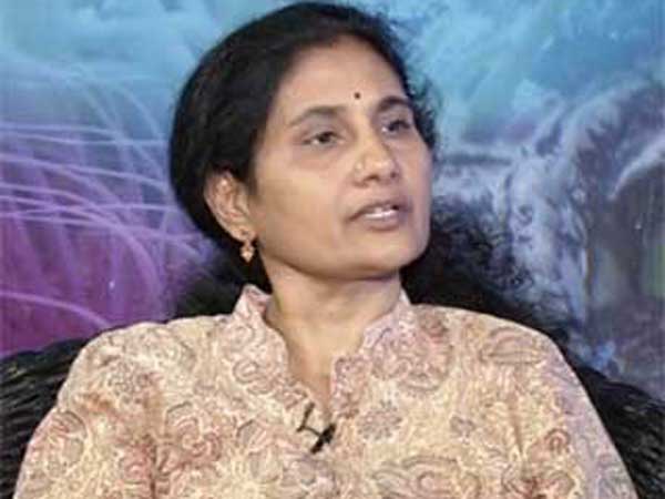  వర్మపై ఎపిలో కేసు పెట్టాలి..