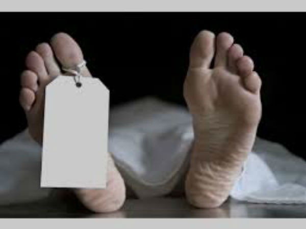 ఆందోళనతో తల్లి 