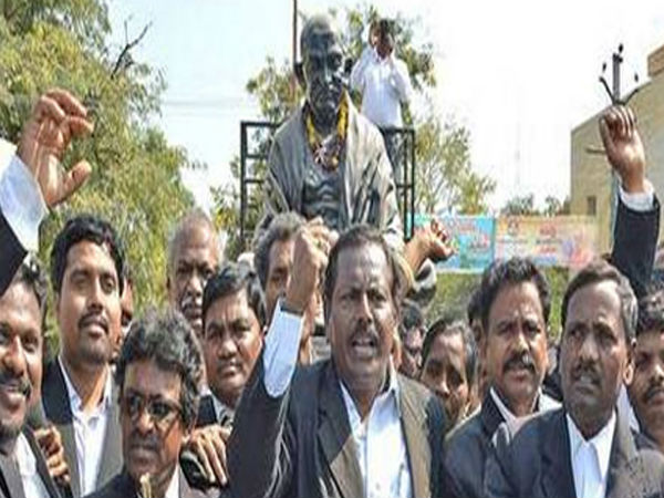 హైకోర్టు...రాయలసీమలో ఏర్పాటు చేయాలి