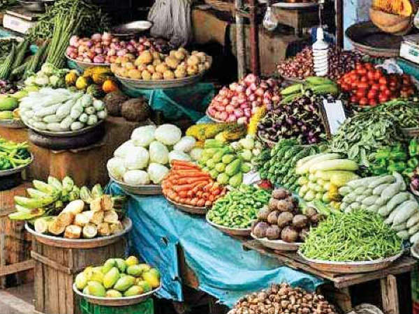 పండ్ల ధరలు తగ్గినందు వల్లే సీపీఐ తగ్గుముఖం పండ్ల ధరలు తగ్గినందు వల్లే సీపీఐ తగ్గుముఖం