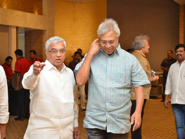 ప్రపంచంలోనే అద్భుత నగరం కావాలి కానీ ప్రపంచంలోనే అద్భుత నగరం కావాలి కానీ