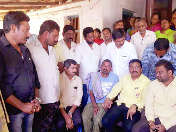  కలెక్టర్ పై...ఎమ్మెల్యే ఆరోపణలు...