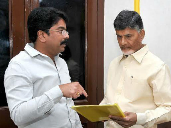 బాబు మాట మార్చలేదు