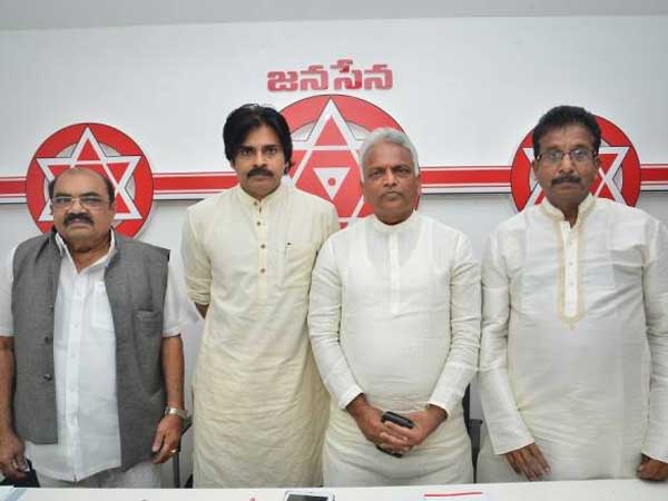 పవన్ రాకతో..