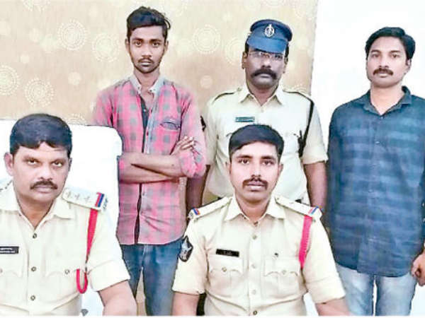 ఏం జరిగింది: