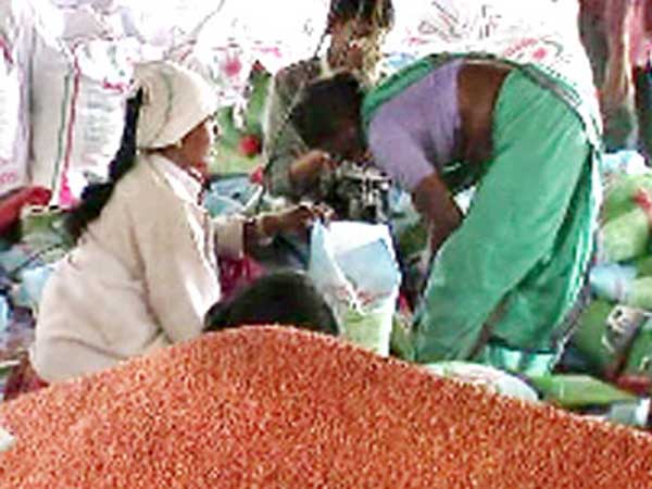 రేపు ఎర్ర జొన్న రైతుల చలో కలెక్టరేట్ ఆందోళన