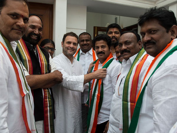 రేవంత్‌ను నమ్ముకుంటే ఒరిగిందేమిటి: