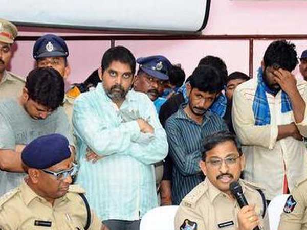 ఎలా దొరికాడంటే...