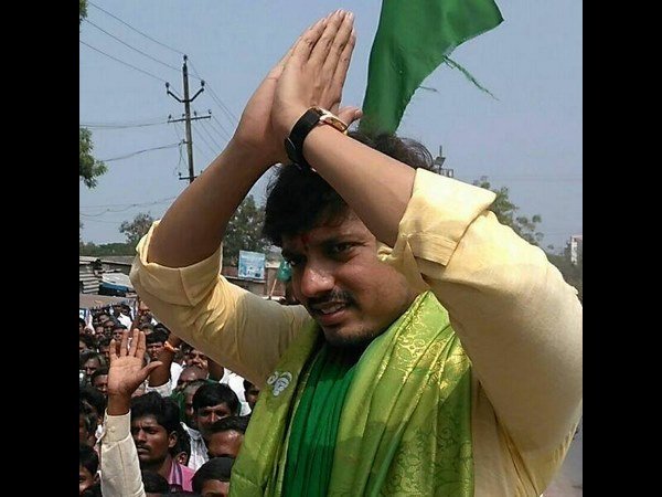 స్థానిక నేతలు వ్యతిరేకం