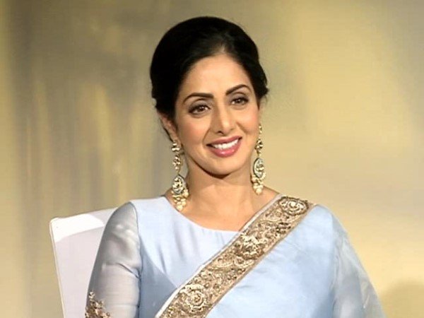 రెండు తరాల హీరోలతో నటించారు