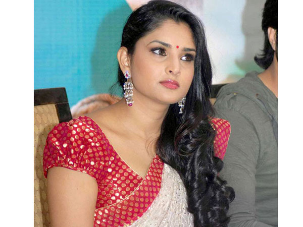 అప్పుడే రమ్య ఏమైనా చేస్తుంది