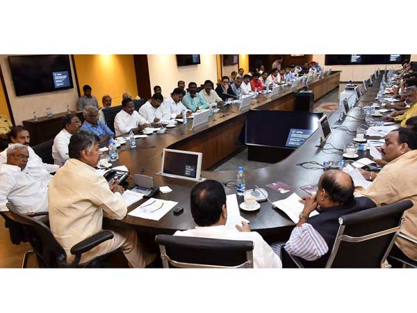 Hot discussion on Special Status and BJP promises in all party meeting