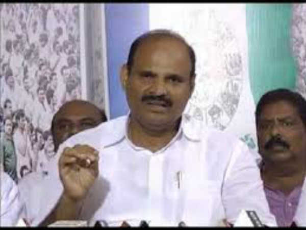 వైకాపా...ఏమంటోందంటే...మోసం కాదా? వైకాపా...ఏమంటోందంటే...మోసం కాదా?