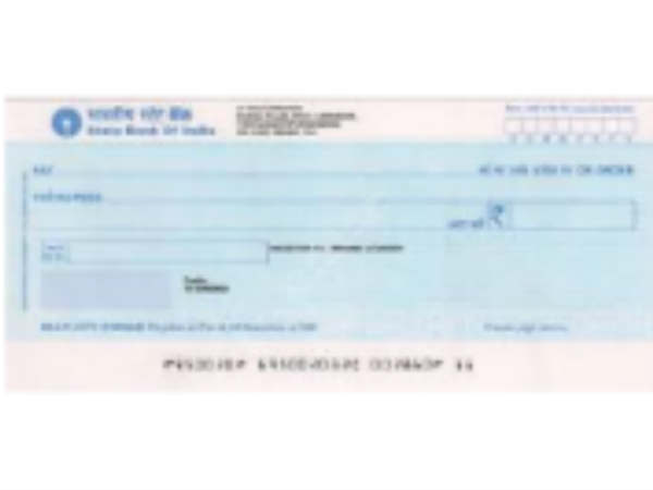 ఏ సందేశం వచ్చినా ఖాతాదారులపై రుసుముల వడ్డింపే