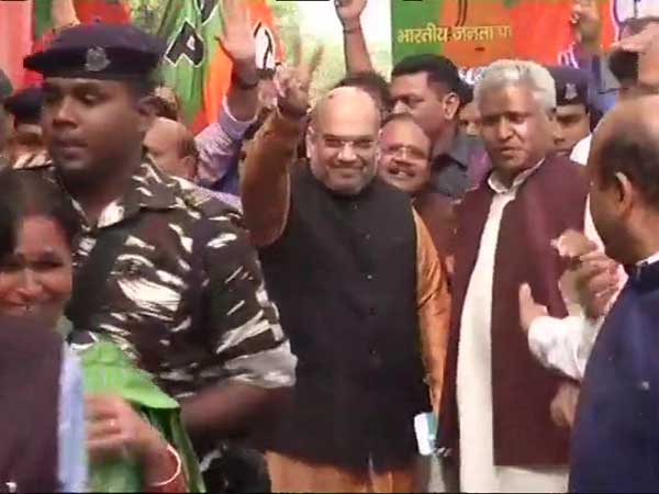  ఎక్కడకైనా వెళ్లవచ్చు