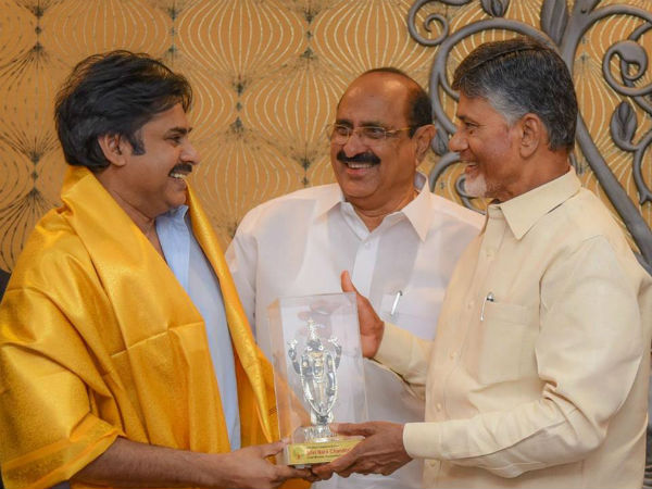 టిడిపితో లేనని చెప్పిన పవన్ కళ్యాణ్