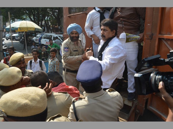 కేసీఆర్ చేరమన్నారని స్వామిగౌడ్ స్వయంగా