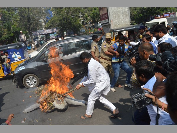 ఆ కన్నుకు ఎలా గాయమైంది