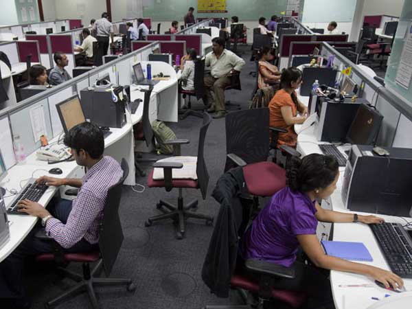 Japan to Indian techies rescue: Country wants to recruit 2 lakh IT professionals Japan to Indian techies rescue: Country wants to recruit 2 lakh IT professionals