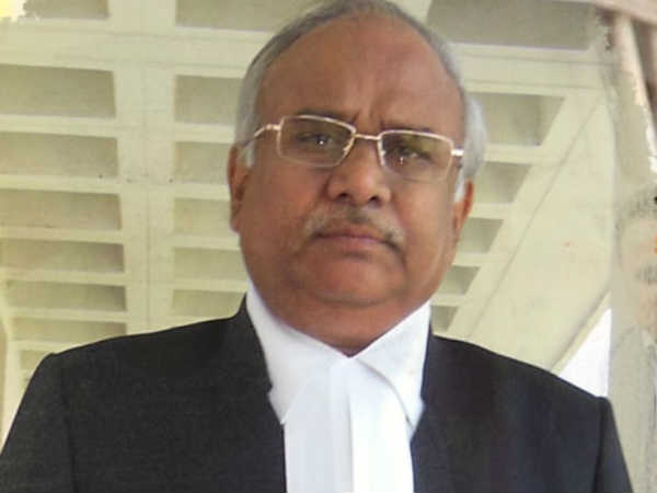  న్యాయరంగంలోనివారి ఆశీస్సులు