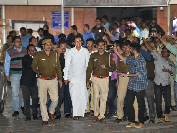 బినామీలే నడిపారు