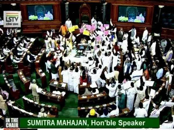 వాజపేయి హయాంలో ఇలా లేకుండె