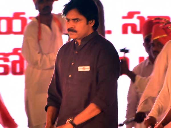 పవన్ ఇలా మాట్లాడుతారనుకోలేదు పవన్ ఇలా మాట్లాడుతారనుకోలేదు