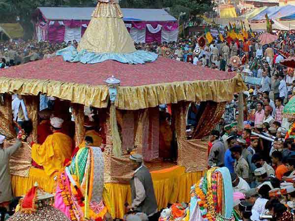 అసెంబ్లీలో ఆందోళన