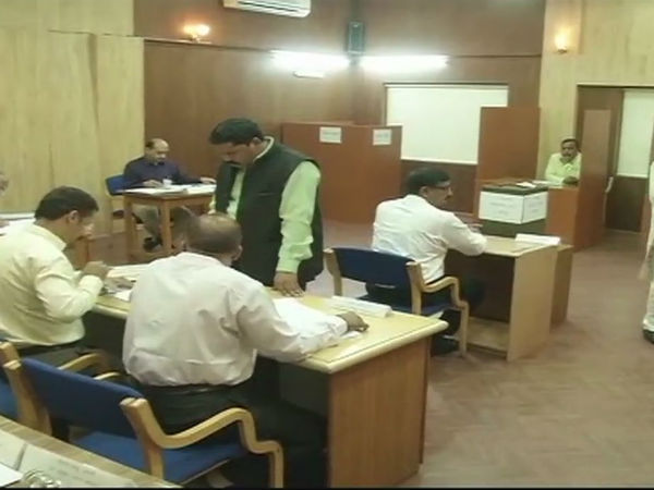 ఆసక్తికరంగా ఉత్తర ప్రదేశ్ రాజ్యసభ