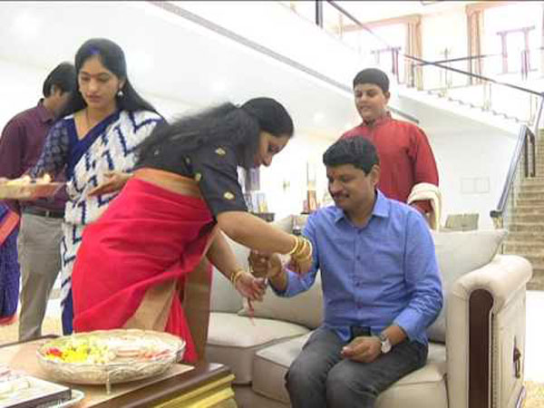 సంతోష్ పేరు ఖరారు...