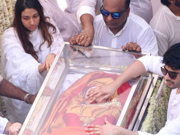  శ్రీదేవిని చంపింది...