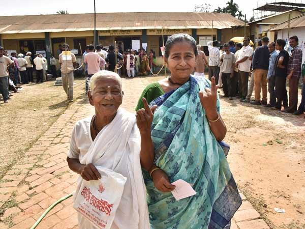ఎవరు ఎన్ని స్థానాల్లో పోటీ చేశారంటే